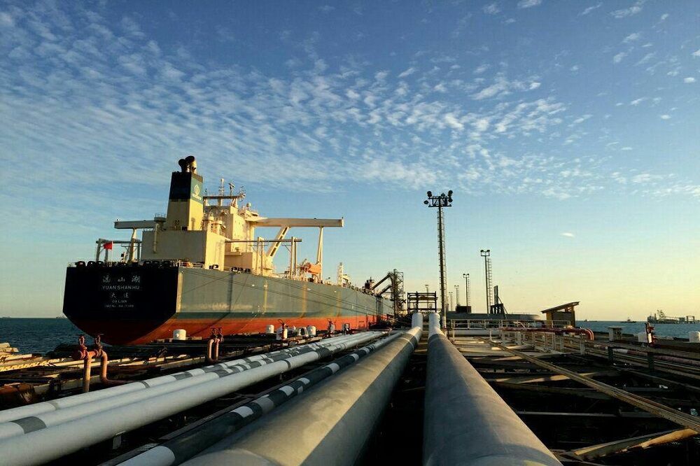 فروش نفت ایران حدود ۷۲۰ هزار بشکه است نه یک میلیون بشکه