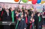 اجرای خیابانی سرود «سلام یا زهرا(س)» در اردبیل