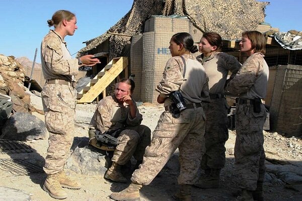 آمریکا چگونه از نظامیان زن در طول جنگ افغانستان بهره‌کشی کرد؟
