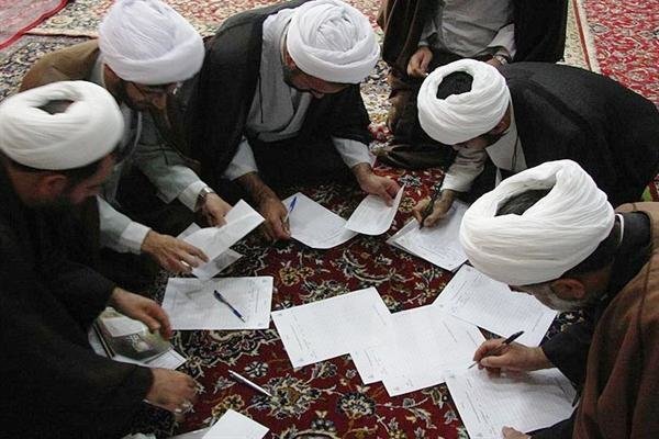 ۱۰۰۰ طلبه درحوزه‌های علمیه استان اردبیل تحصیل می‌کنند