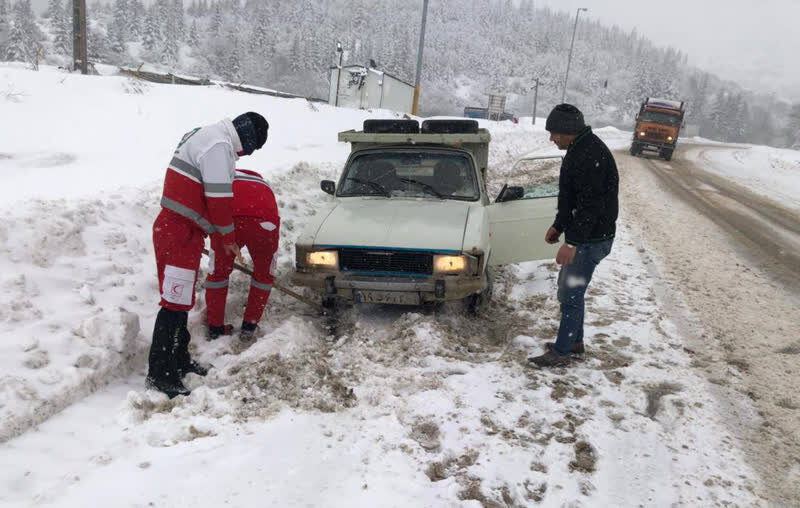 امدادرسانی به ۱۹۲۱ نفر گرفتار شده در برف و کولاک استان اردبیل