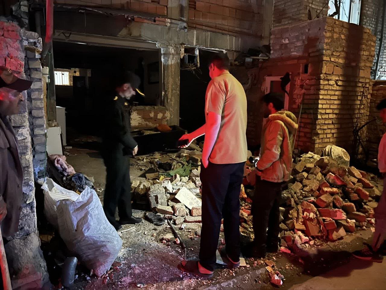 یک فوتی در اثر انفجار چاه فاضلاب در اردبیل